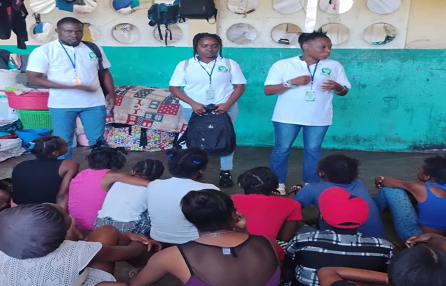 Sensibilisation sur les droits des enfants à l'École Nationale République de l'Equateur
